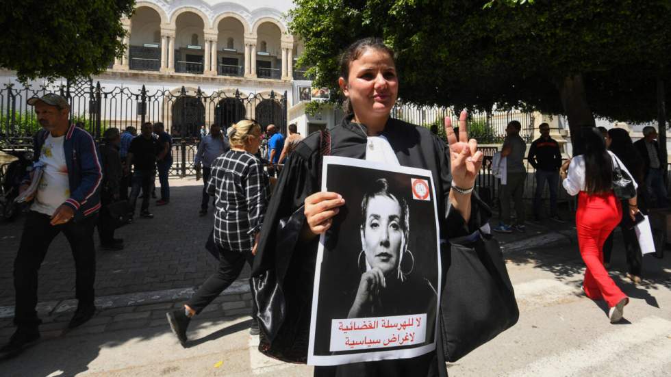 Tunisie : vers une libération de l'avocate et chroniqueuse Sonia Dahmani