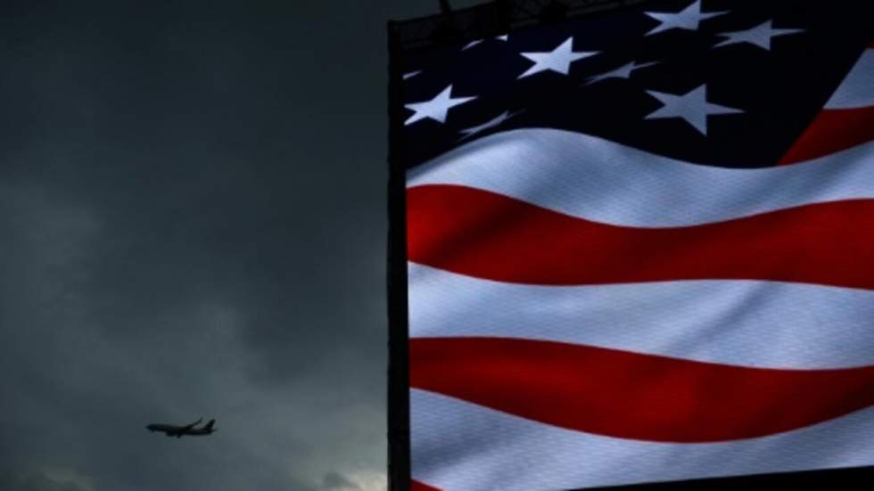 Après l'attaque à Washington, les États-Unis veulent réexaminer l'attribution des "cartes vertes" Après l'attaque à Washington, les États-Unis veulent réexaminer l'attribution des "cartes vertes"