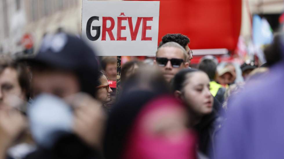 En France, journée de grève contre le projet de budget du gouvernement, des transports peu affectés