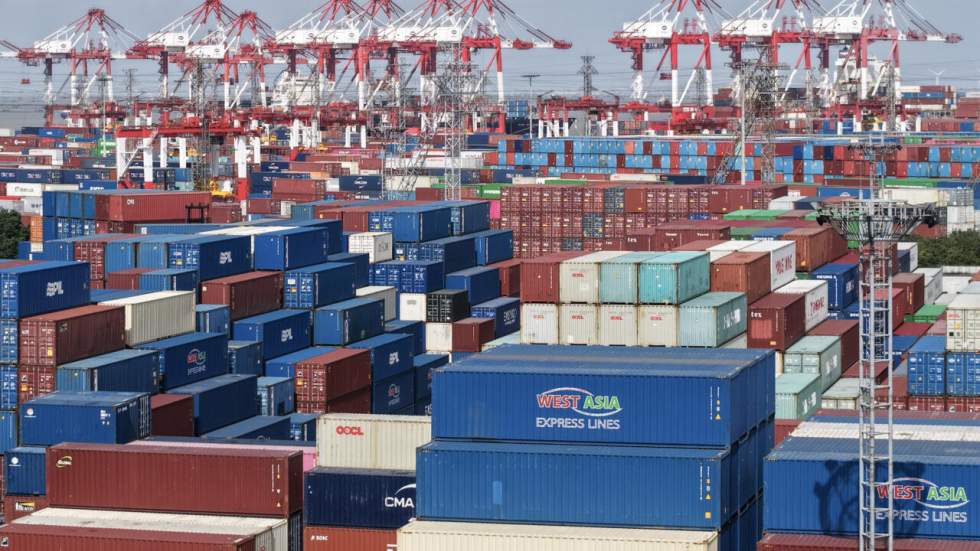 L'excédent commercial de la Chine dépasse pour la première fois 1 000 milliards de dollars