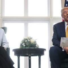 Des dirigeants "stupides", Donald Trump cible à nouveau la politique migratoire des Européens