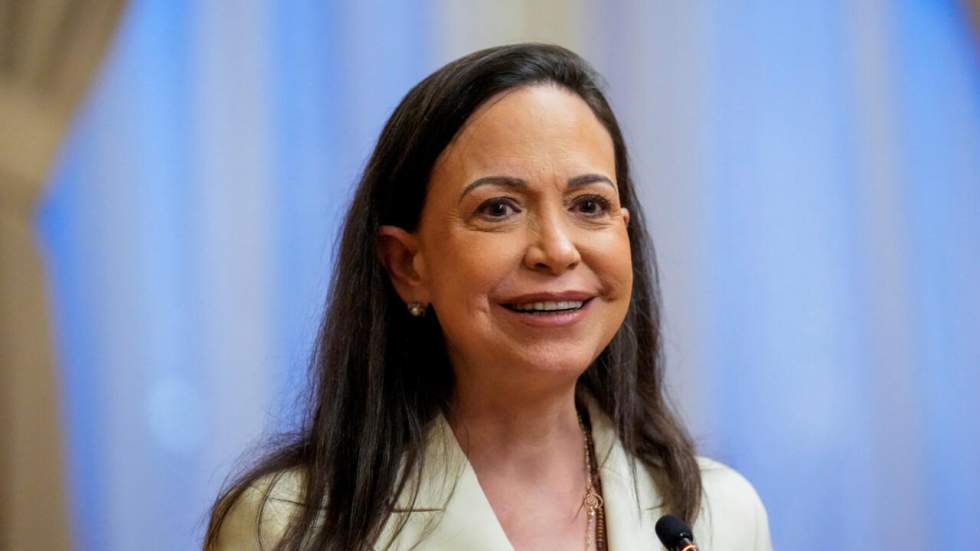 À Oslo, la Nobel de la paix Maria Corina Machado dit vouloir rapporter son prix au Venezuela