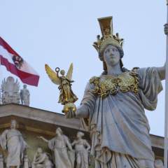 En Autriche, le voile islamique banni des cours d'école pour les filles de moins de 14 ans