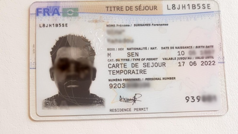 Les députées français votent pour le renouvellement automatique des cartes de séjour longue durée