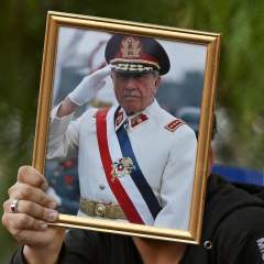 Au Chili, la victoire de José Antonio Kast et l'ombre de Pinochet