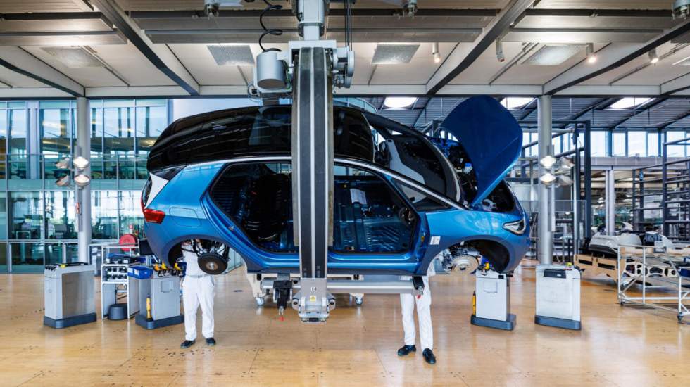 L'UE se dit prête à assouplir l'objectif du tout-électrique pour les véhicules en 2035