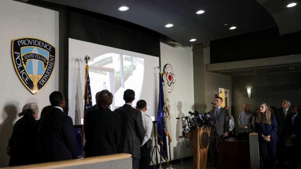 États-Unis : l'enquête se poursuit pour retrouver l'auteur des tirs à l'université Brown