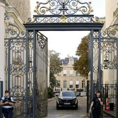 Attaque informatique au ministère de l'Intérieur : des "dizaines de fiches" sensibles volées