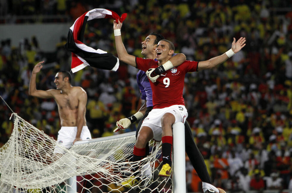 CAN : un empereur en tribune, Kadhafi en coulisses, un record à 5 buts… 9 moments hors norme CAN : un empereur en tribune, Kadhafi en coulisses, un record à 5 buts… 9 moments hors norme