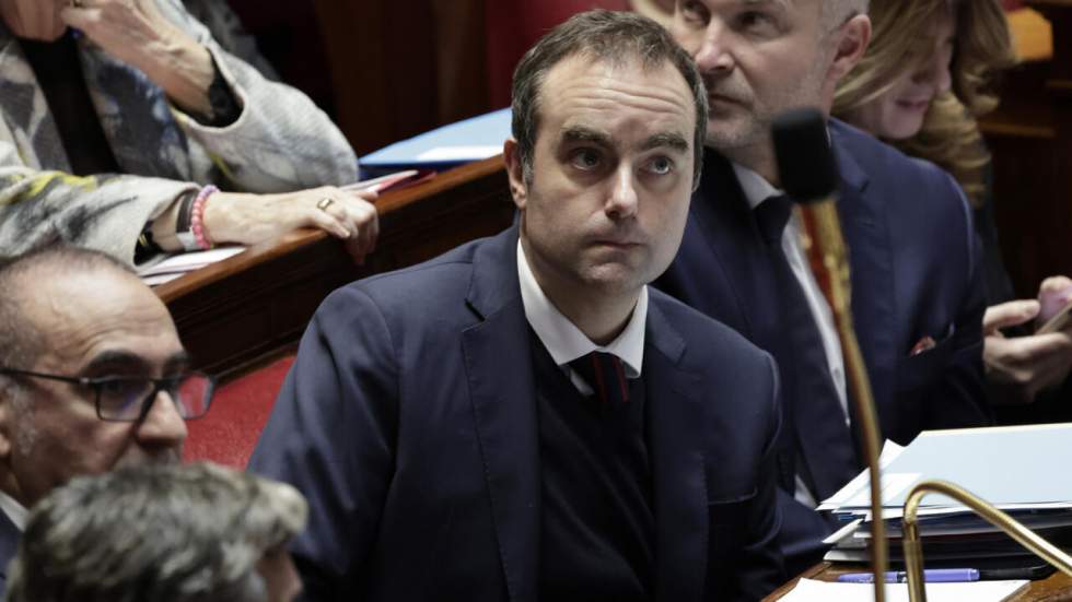 Budget : le gouvernement planche sur une "loi spéciale" en urgence pour éviter un "shutdown"