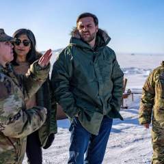 Trump nomme un envoyé spécial au Groenland, le Danemark convoque l'ambassadeur américain