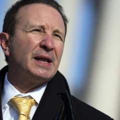 Qui est Jeff Landry, le très droitier émissaire de Donald Trump pour le Groenland ?