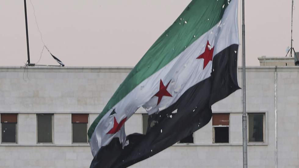 Syrie : au moins trois personnes tuées et cinq blessées dans l'explosion d'une mosquée