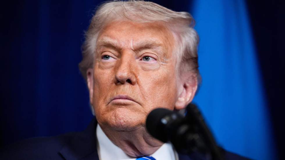 Iran : si des manifestants sont tués, les États-Unis "viendront à leur secours", assure Donald Trump