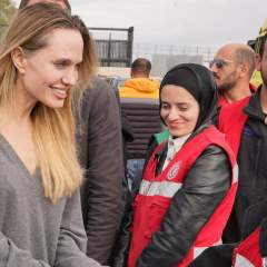 Gaza : l'actrice américaine Angelina Jolie en visite au point de passage de Rafah, en Égypte