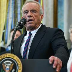 Les États-Unis réduisent le nombre de vaccins recommandés pour les enfants