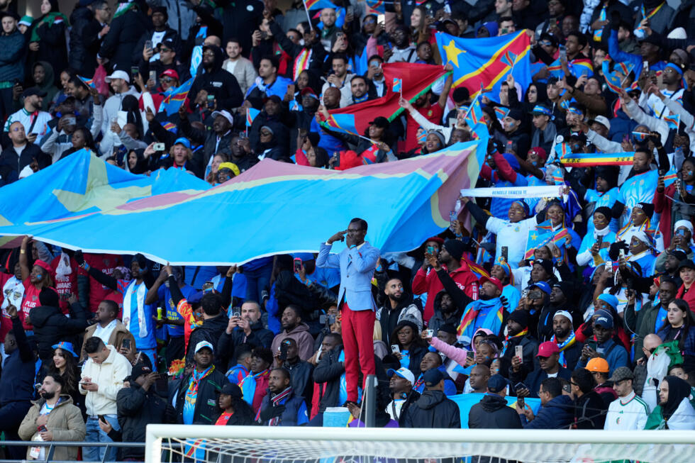 Après l'élimination de la RD Congo, les larmes de la statue vivante de Lumumba, star de la CAN-2025 Après l'élimination de la RD Congo, les larmes de la statue vivante de Lumumba, star de la CAN-2025