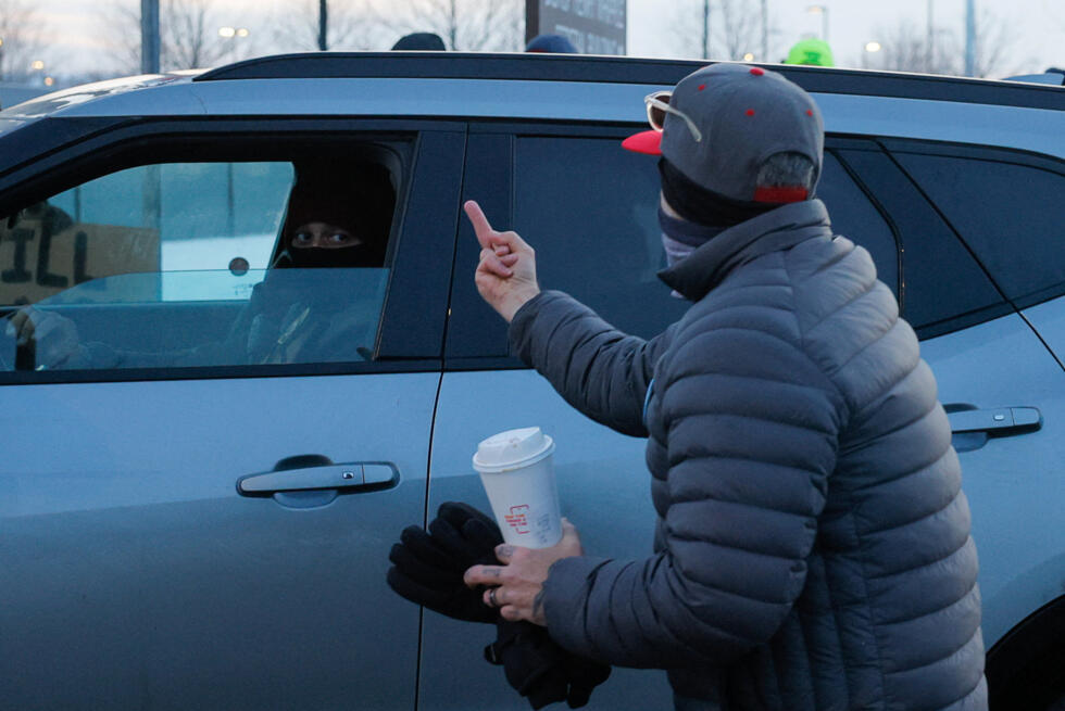 Que sait-on de la mort de Renée Nicole Good, tuée par la police américaine de l'immigration (ICE) ?