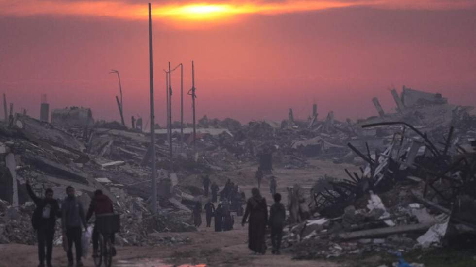 Gaza : des frappes israéliennes font 13 morts dont cinq enfants, selon la Défense civile