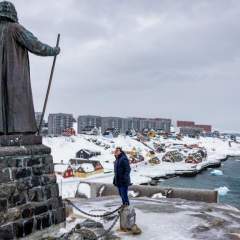 "Nous ne voulons pas être Américains" : les partis groenlandais réagissent aux menaces de Trump