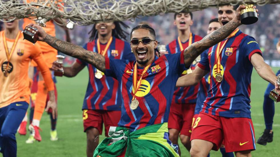 Le Barça bat le Real Madrid et conserve la Supercoupe d'Espagne