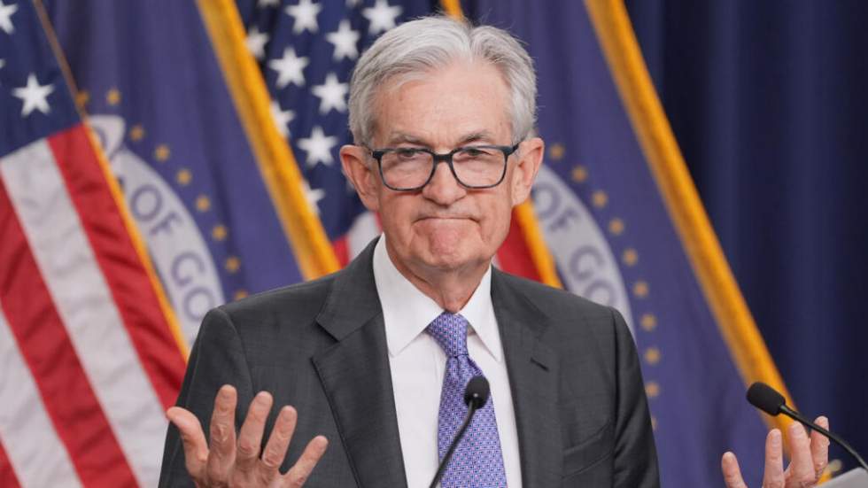 Face à Donald Trump, le patron de la Fed et ses prédécesseurs montent au créneau