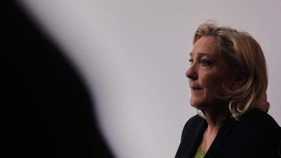 Le procès en appel du RN s'ouvre à Paris : Marine Le Pen joue son avenir présidentiel