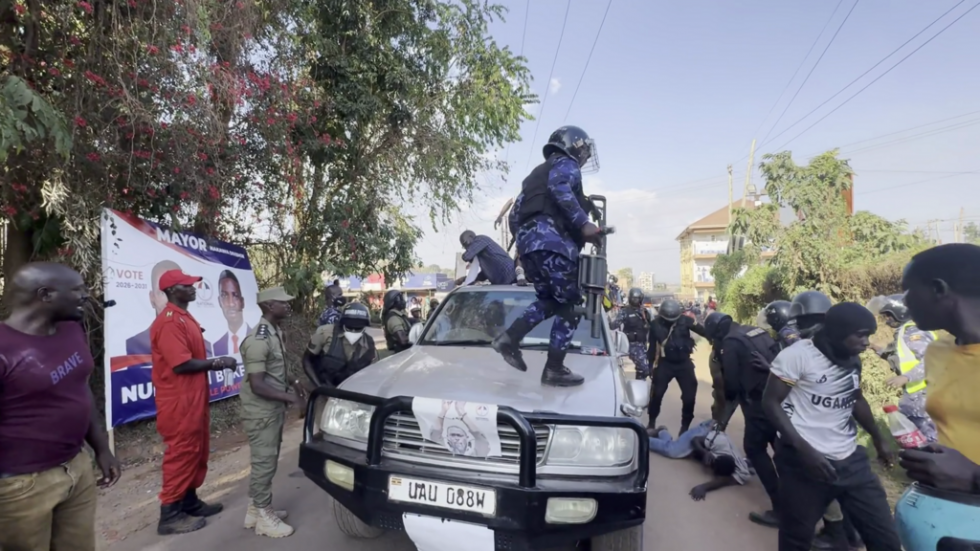 Violences policières, arrestations : en Ouganda, une fin de campagne électorale sous haute tension