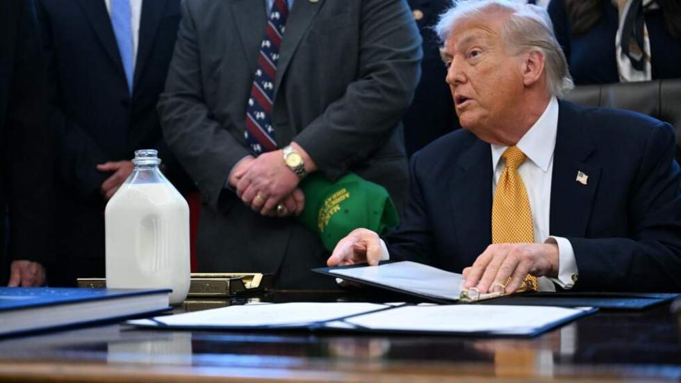 Donald Trump assure que les "tueries en Iran ont pris fin" mais reste flou sur une intervention Donald Trump assure que les "tueries en Iran ont pris fin" mais reste flou sur une intervention