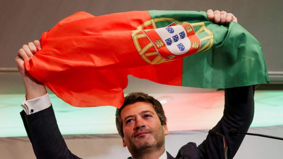 Présidentielle au Portugal : Ventura, candidat de l'extrême droite, affrontera Seguro au second tour