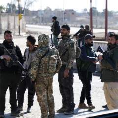 Quel avenir pour les Kurdes de Syrie après l'ultimatum d'Al-Charaa ?