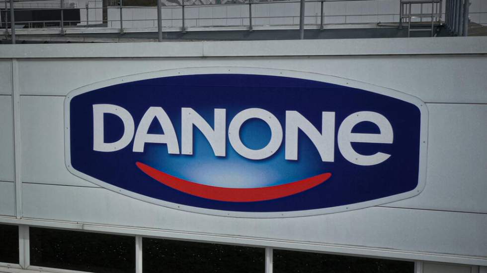 Lait infantile contaminé : Danone élargit son rappel, mais assure que ses produits "sont sûrs" Lait infantile contaminé : Danone élargit son rappel, mais assure que ses produits "sont sûrs"