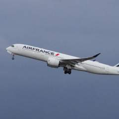 Air France suspend ses vols vers Dubaï "en raison de la situation actuelle au Moyen-Orient"