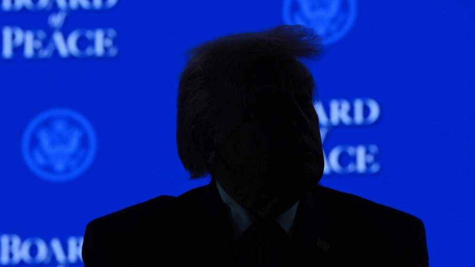 Forum de Davos, accidents de train en Espagne et mort à Minneapolis : la semaine en images