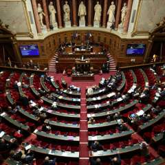 Fin de vie : la proposition de loi sur l'aide à mourir rejetée par le Sénat