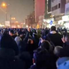 En Iran, un mois de manifestations et de répression dans le sang