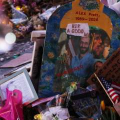 À Minneapolis, deux policiers impliqués dans la mort d'Alex Pretti suspendus