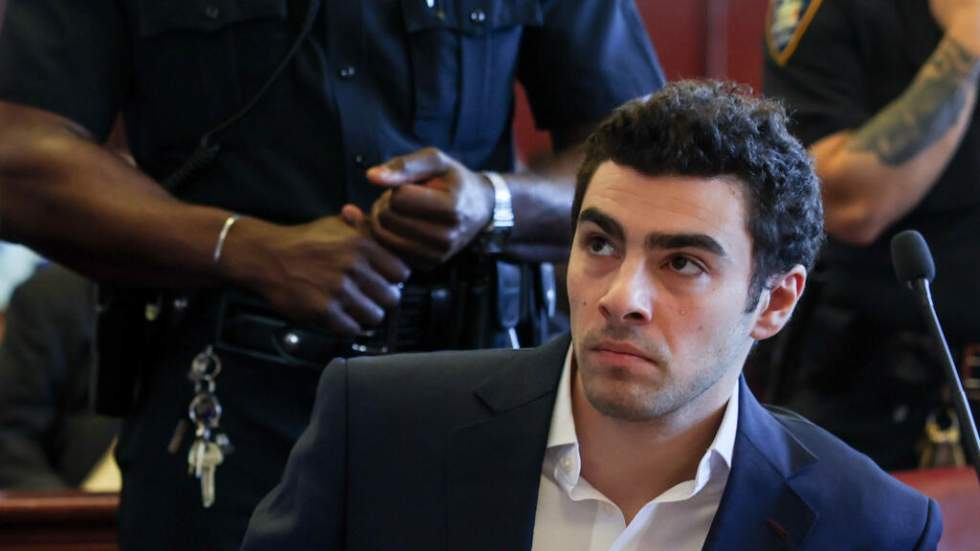 Meurtre d'un patron d'assurance américain : Luigi Mangione ne risque plus la peine de mort Meurtre d'un patron d'assurance américain : Luigi Mangione ne risque plus la peine de mort