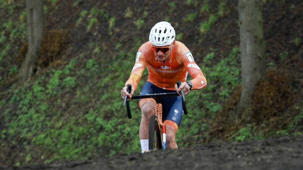 Mondiaux de cyclo-cross : Mathieu Van der Poel couronné pour la huitième fois Mondiaux de cyclo-cross : Mathieu Van der Poel couronné pour la huitième fois