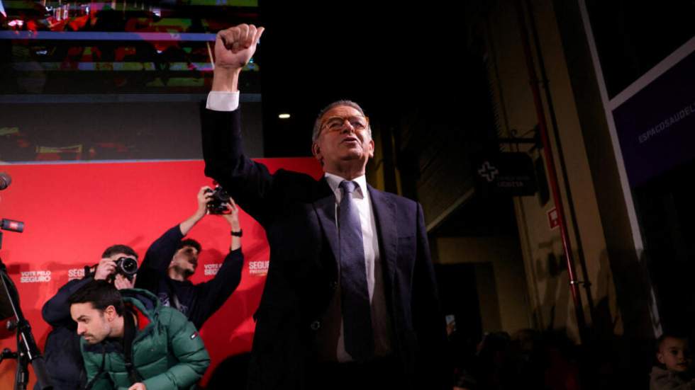 Présidentielle au Portugal : le socialiste Antonio José Seguro donné en tête face à l'extrême droite