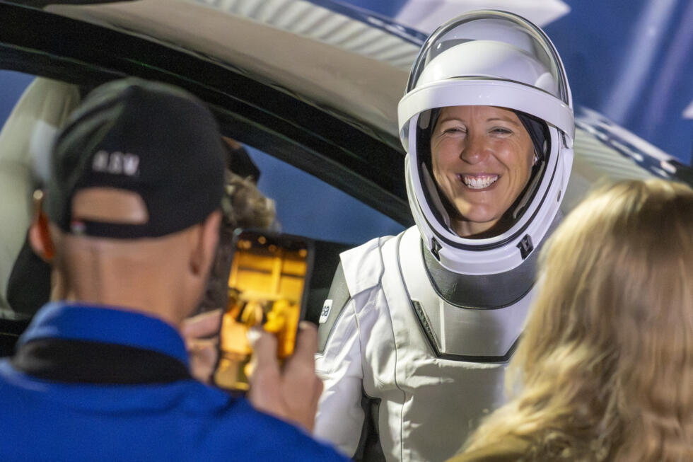 Casque polémique aux JO, Sophie Adenot vers l'ISS, la tempête Nils : la semaine en images