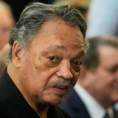 Jesse Jackson, pasteur noir et militant américain des droits civiques, est mort