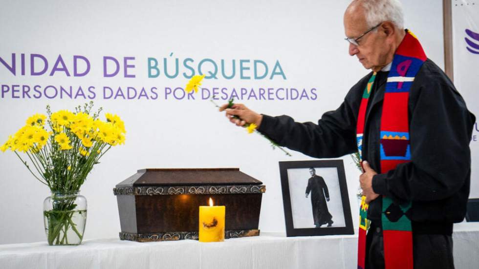 En Colombie, les restes du "curé guérillero" Camilo Torres identifiés 60 ans après sa mort