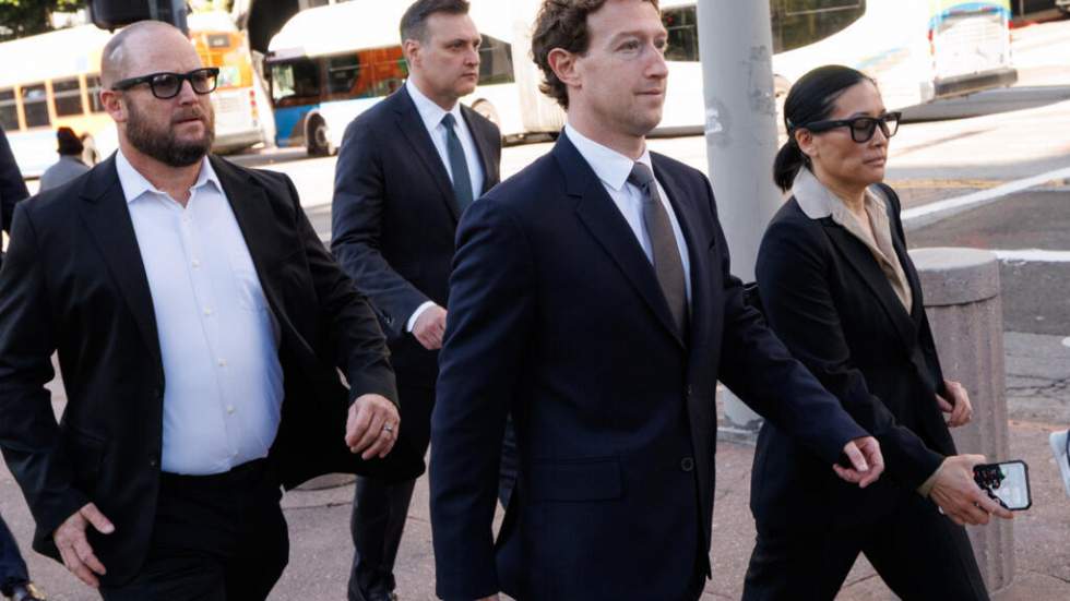 Procès des réseaux sociaux : à la barre, Mark Zuckerberg défend Meta