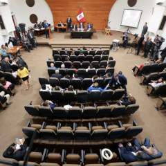 L'élu de gauche José Maria Balcazar devient président par intérim au Pérou