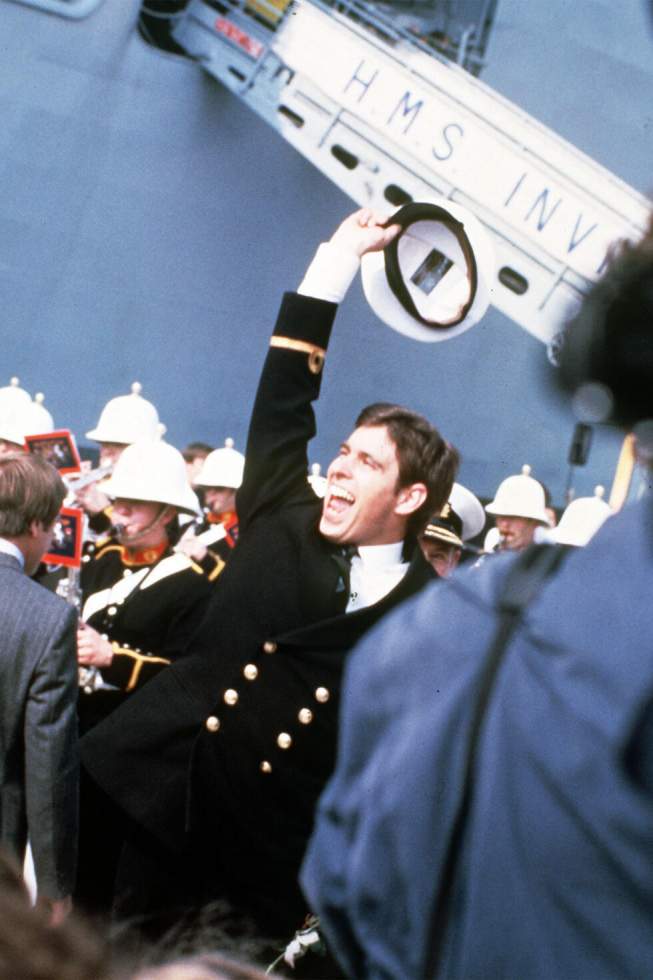 Arrestation de l'ex-prince Andrew : l'épilogue d'un long et sordide feuilleton ? Arrestation de l'ex-prince Andrew : l'épilogue d'un long et sordide feuilleton ?