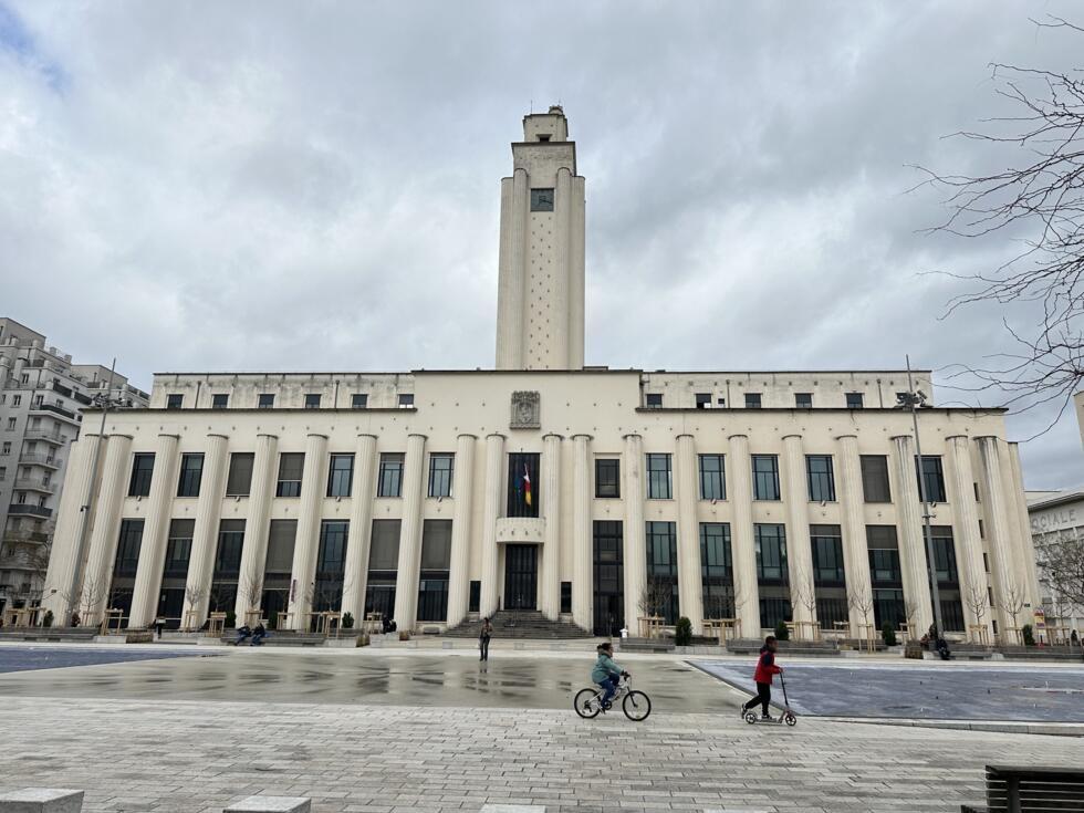 Attaquée après la mort de Quentin Deranque, LFI poursuit sa campagne près de Lyon "avec vigilance"