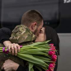 "L’amour ne meurt pas avec la mort" : en Ukraine, les relations à l’épreuve de la guerre