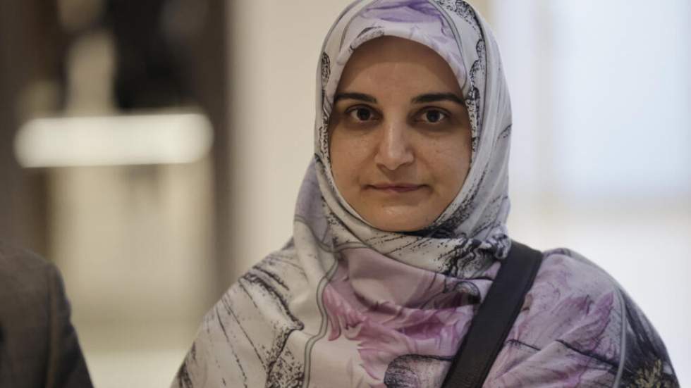 Procès Esfandiari : la décision attendue jeudi, le sort de Cécile Kohler et Gilles Paris en suspens Procès Esfandiari : la décision attendue jeudi, le sort de Cécile Kohler et Gilles Paris en suspens