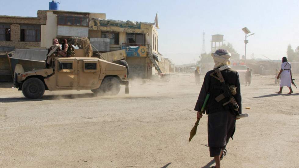 Représailles de l'Afghanistan contre des postes militaires du Pakistan, Islamabad dit riposter Représailles de l'Afghanistan contre des postes militaires du Pakistan, Islamabad dit riposter